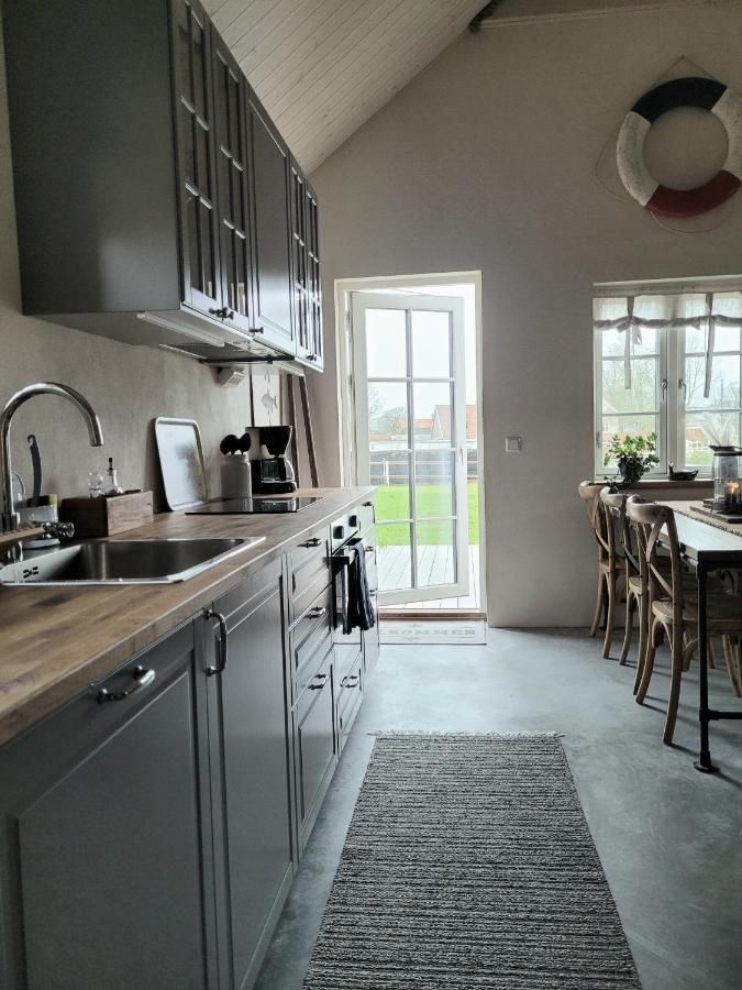 Litet Hus I Mysig By Naera Havet Villa Ystad Exteriör bild